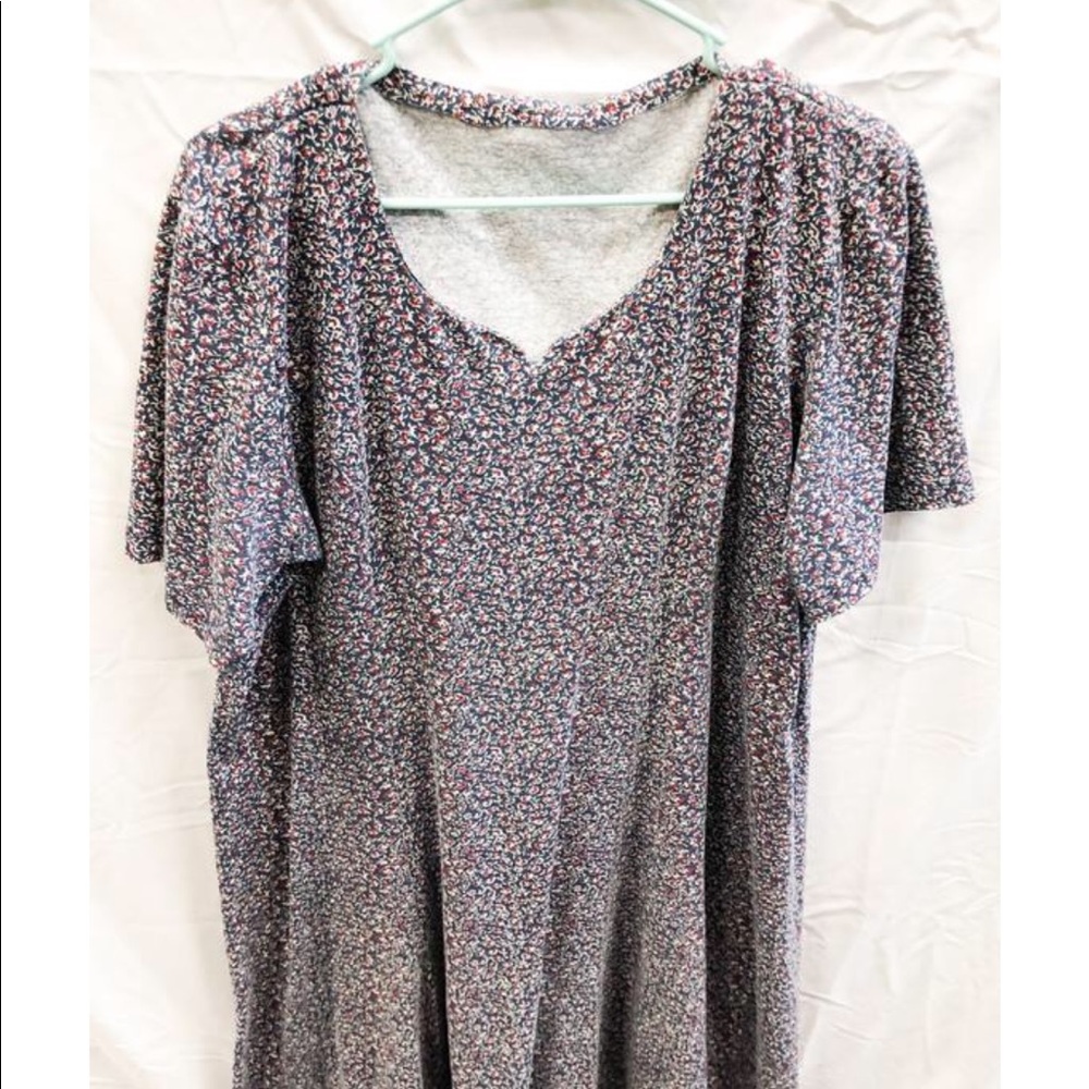 Woman’s short sleeve floral dress size L/ XL